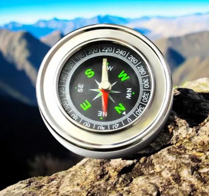 Stainless Steel Directional Magnetic Compass Precision Navigation for Outdoor Adventures (Pack of 1) - Image 4
